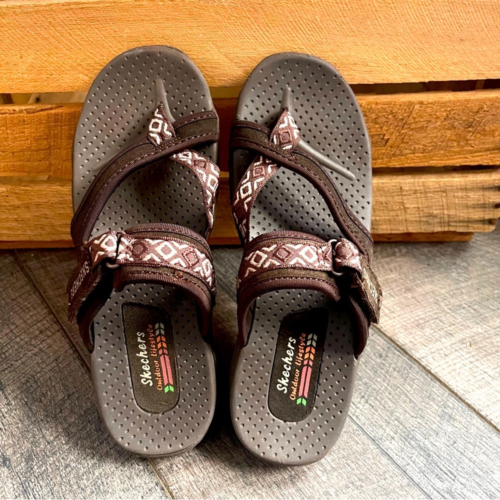 Skechers Reggae Women’s Trailway Sandals - Size 7